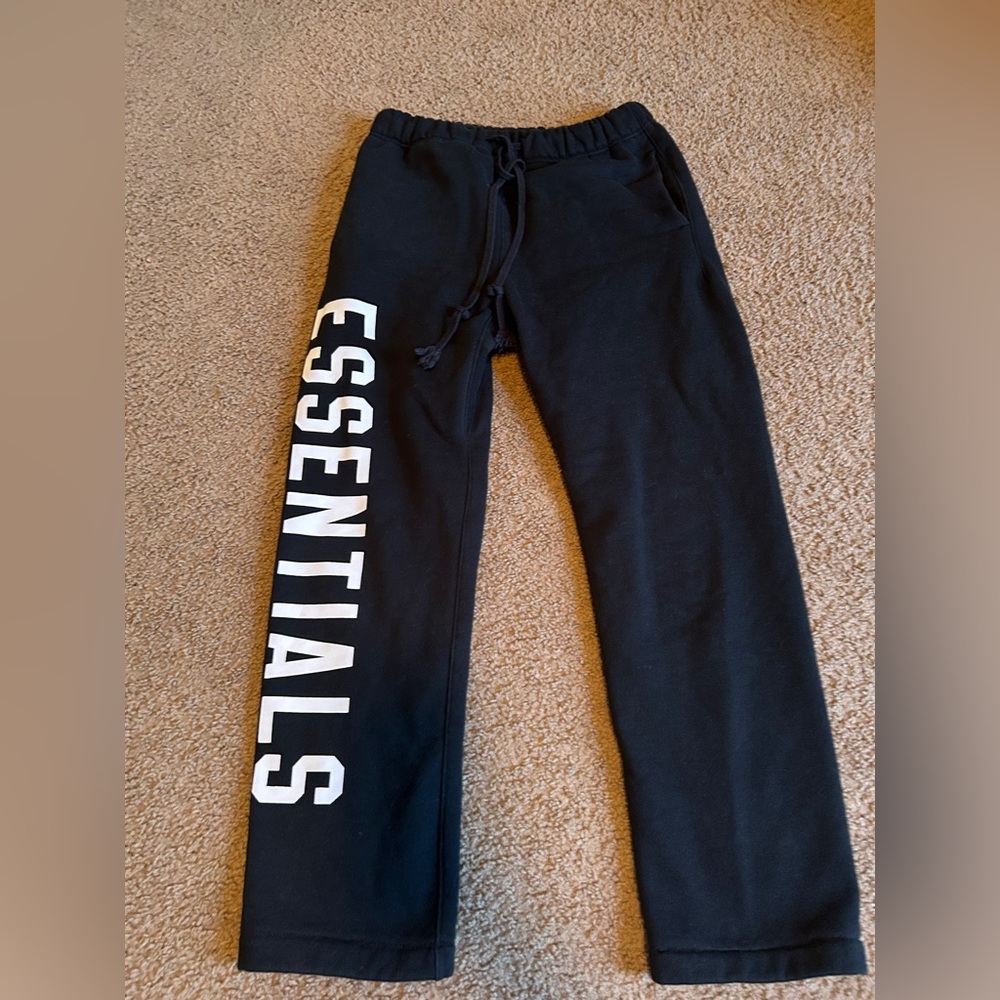 BRAND NEW ESSENTIALS FEAR OF GOD JOGGERS